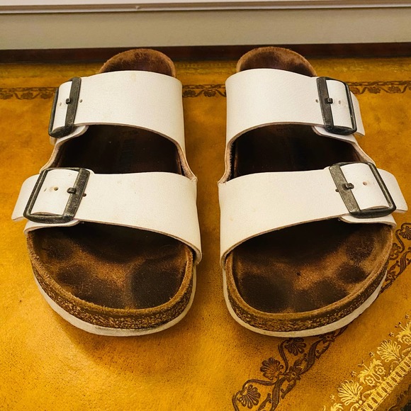 Womens Birkenstock Arizona Slide Sandal - White | Journeys Birkenstock White Classic Arizona Slide Sandals with White Bottoms Size 38